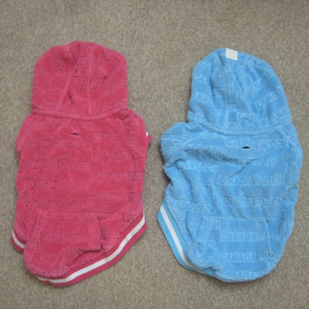 Like new Canada Beach Bum Towel Hoodie sz 14